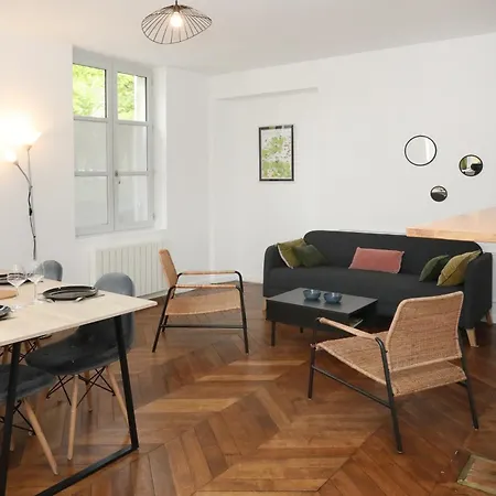 Appartement Le Saint-Pierre By La Boite En Plus Senlis  Exterior foto